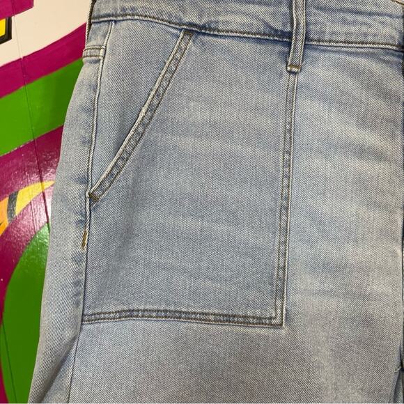 ANA, High Rise Denim Button-Fly Women Shorts. Size 20W. Excellent condition! - Picture 2 of 7